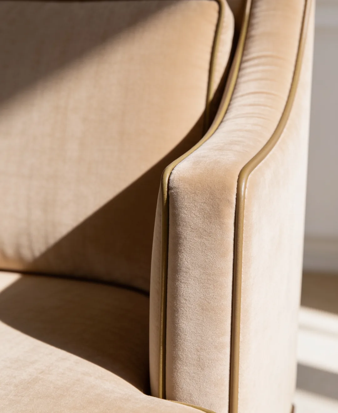 Urban Lounge Chair Urban Lounge Chair - view 3